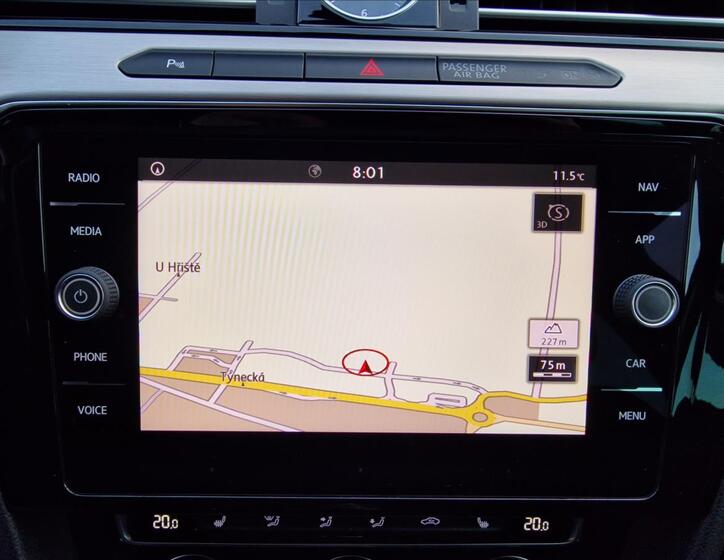 Volkswagen Passat 25