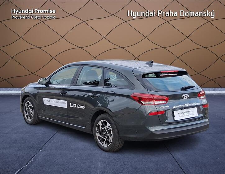 Hyundai i30 4
