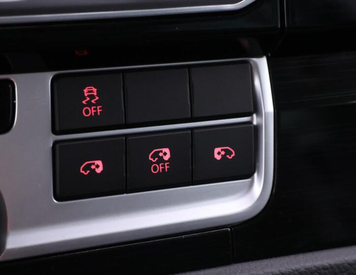 Volkswagen Multivan 24