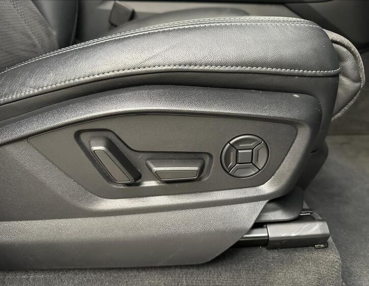 Audi Q7 29