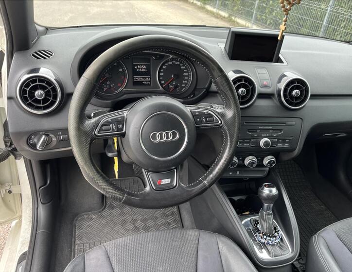 Audi A1 14