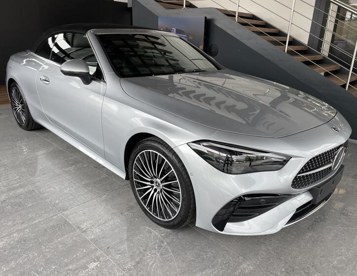 Mercedes-Benz CLE 4