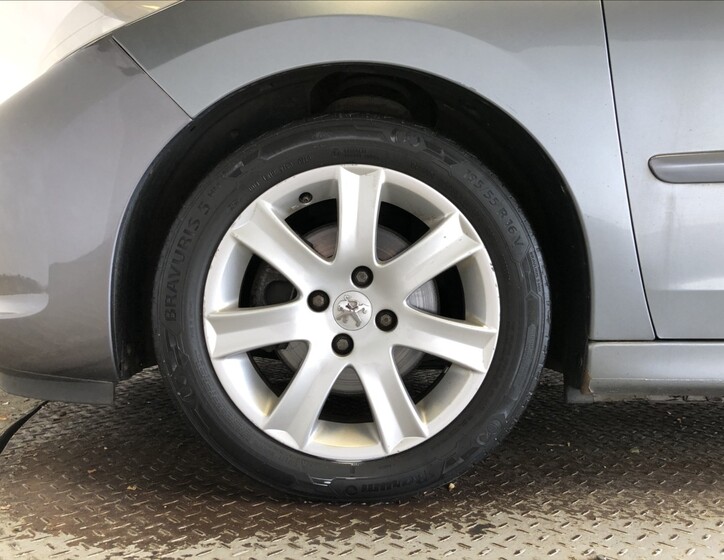 Peugeot 207 32