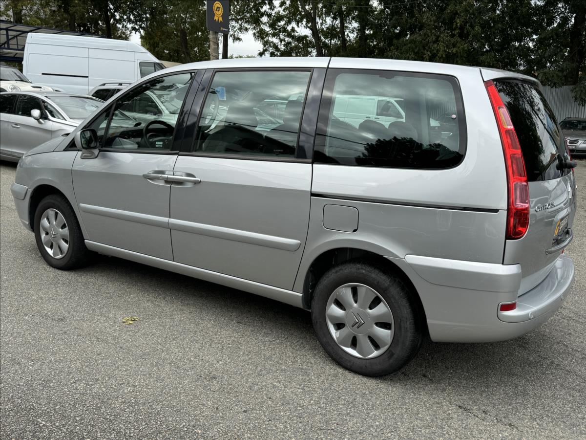 Citroën C8