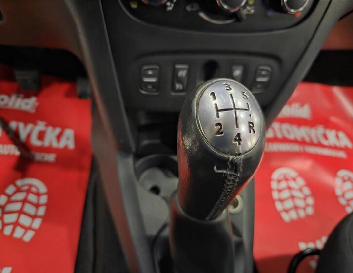 Dacia Sandero 19