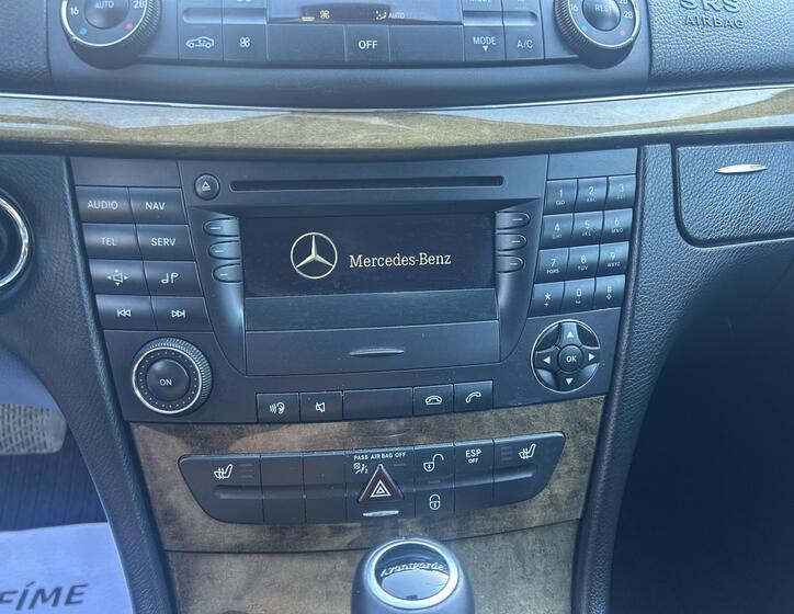 Mercedes-Benz Třídy E 52