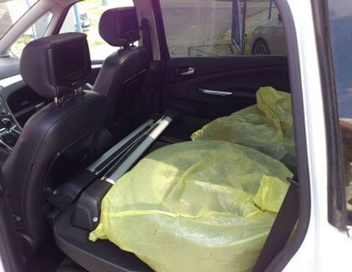 Ford Galaxy 13