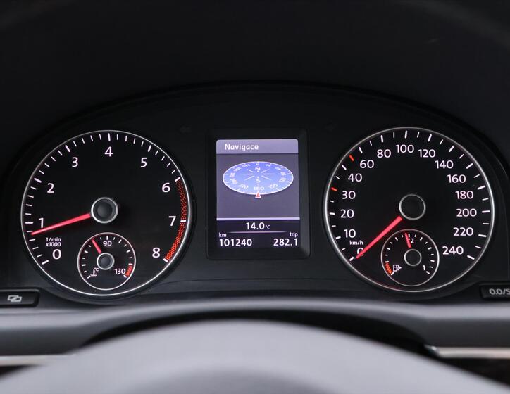 Volkswagen Touran 14