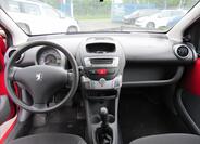 Peugeot 107 11