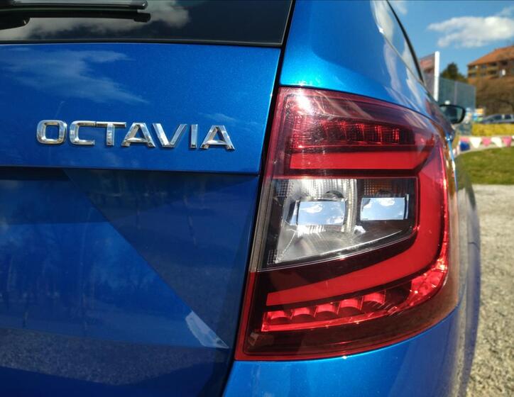 Škoda Octavia 10