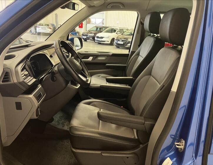 Volkswagen Caravelle 14