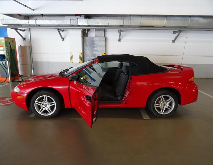 Mitsubishi Eclipse 12