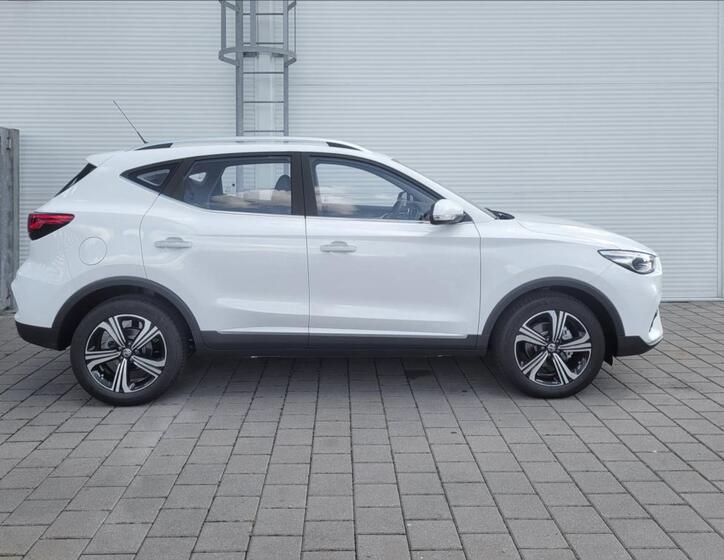 MG ZS 3