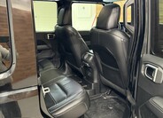 Jeep Wrangler 6
