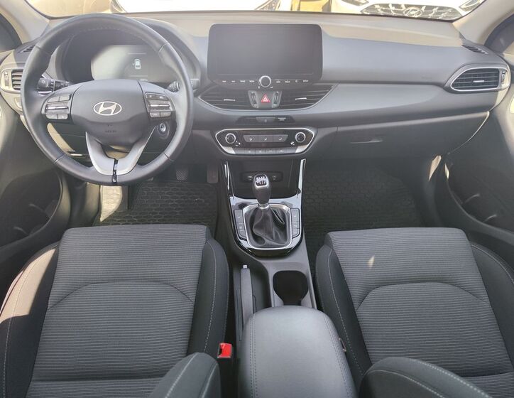 Hyundai i30 10