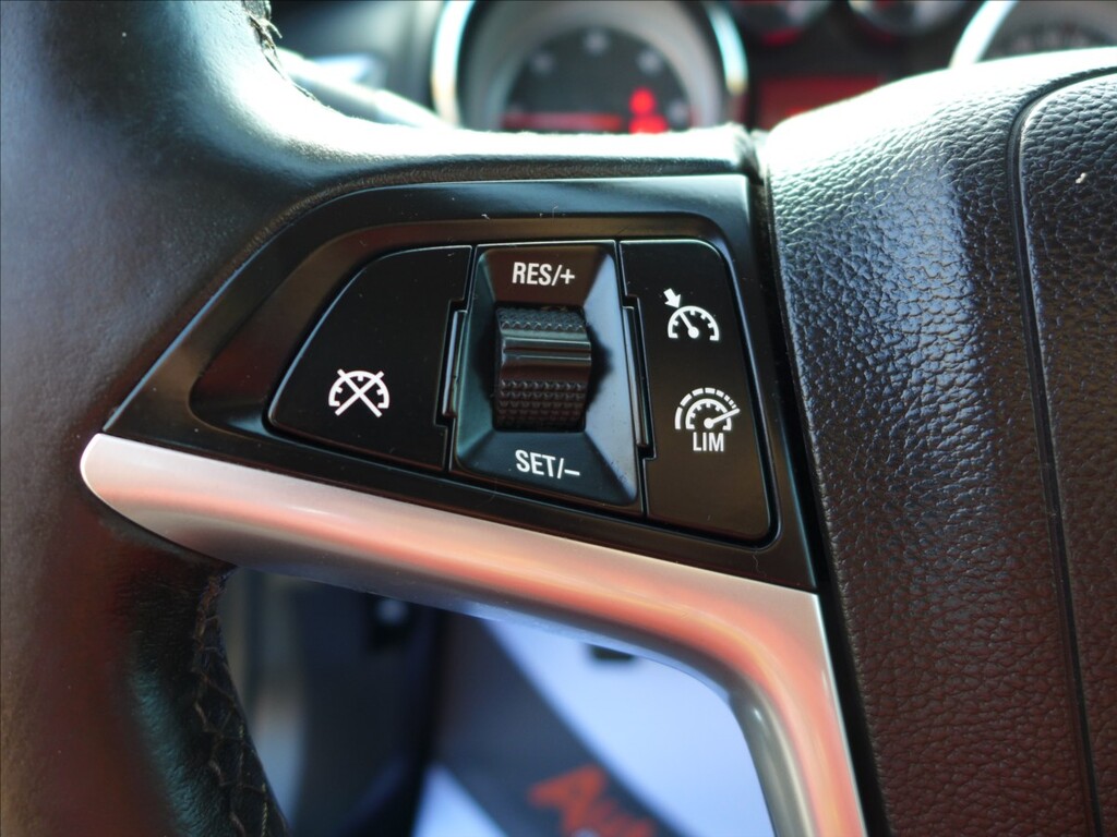 Opel Astra 16