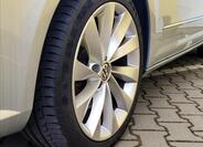 Volkswagen Passat CC 9