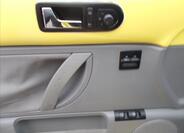 Volkswagen New Beetle 21