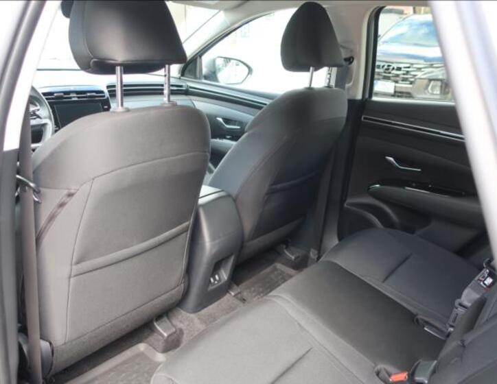 Hyundai Tucson 12