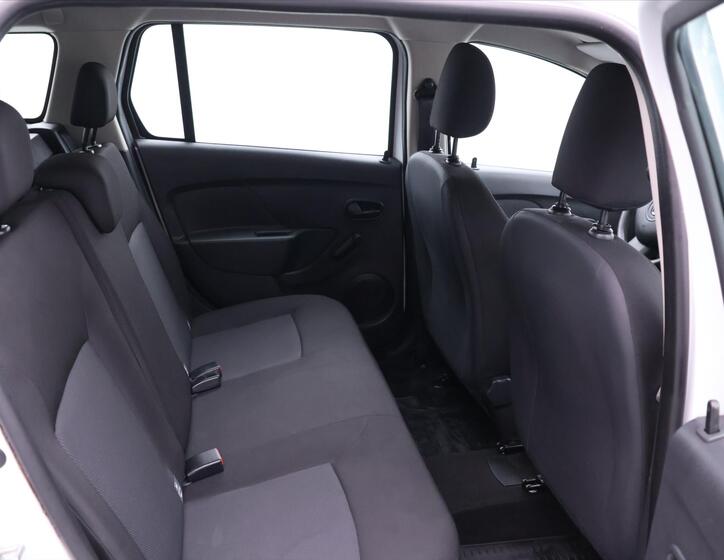 Dacia Logan 12