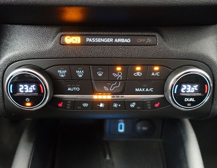 Ford Focus 21