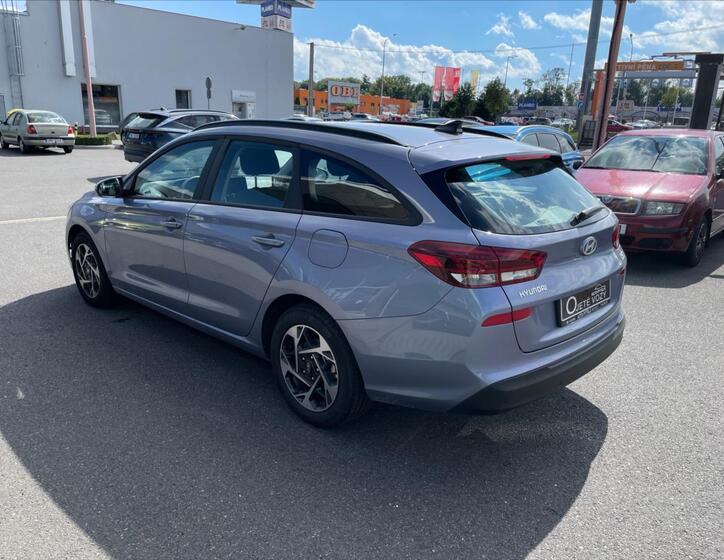 Hyundai i30 4