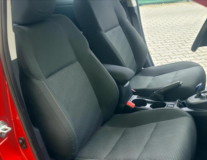 Toyota Auris 28