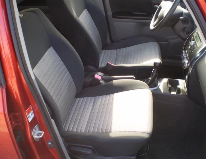 Suzuki SX4 12