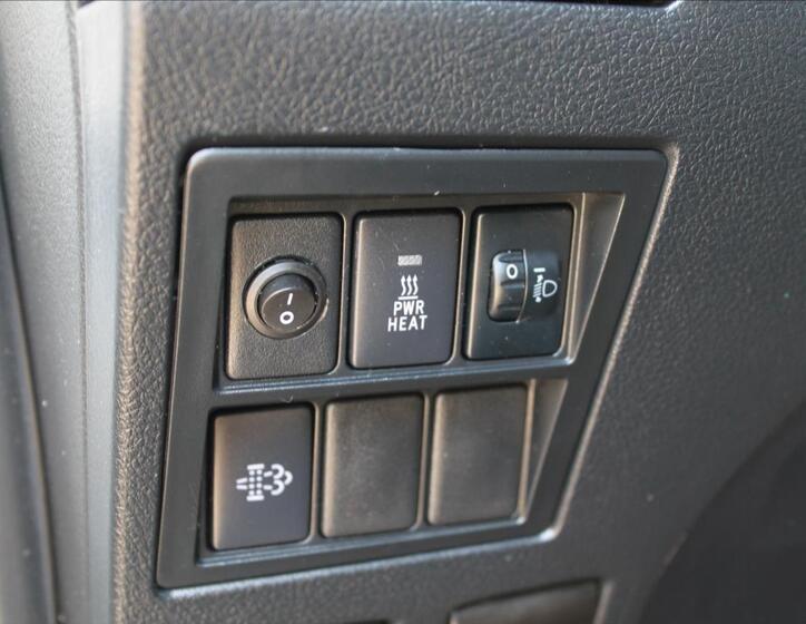 Toyota Hilux 21