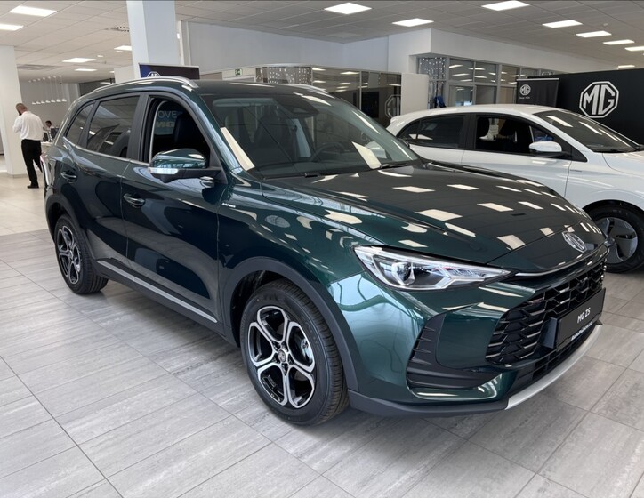 MG ZS 3