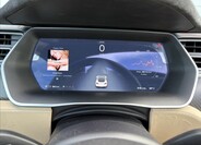 Tesla Model S 11