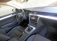 Volkswagen Passat 13