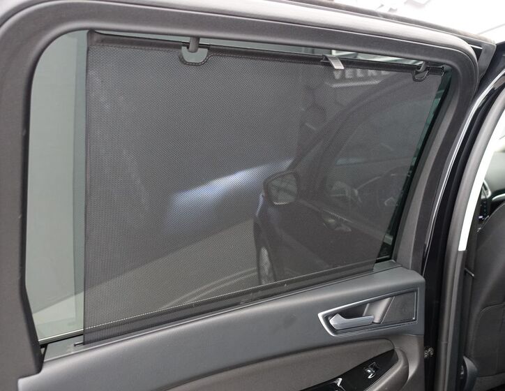 Ford Galaxy 29