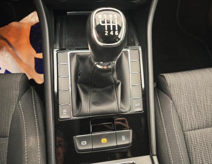 Škoda Superb 20