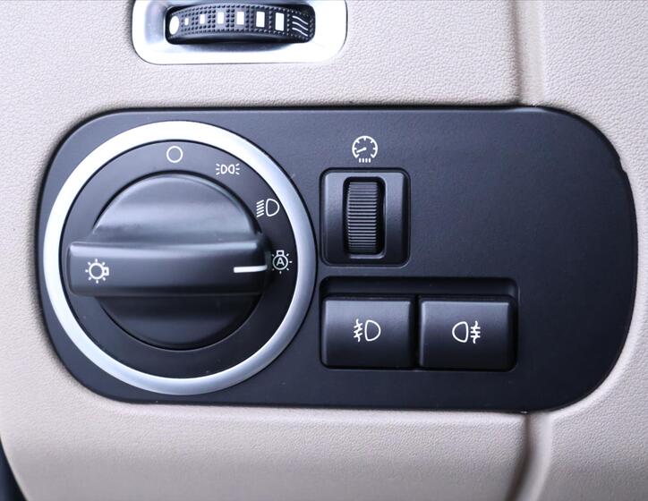 Land Rover Discovery 21