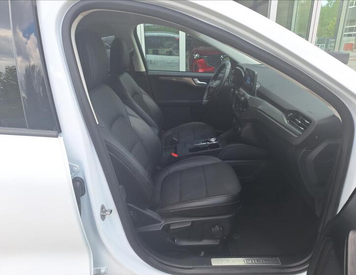 Ford Kuga 8