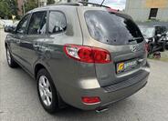 Hyundai Santa Fe 8