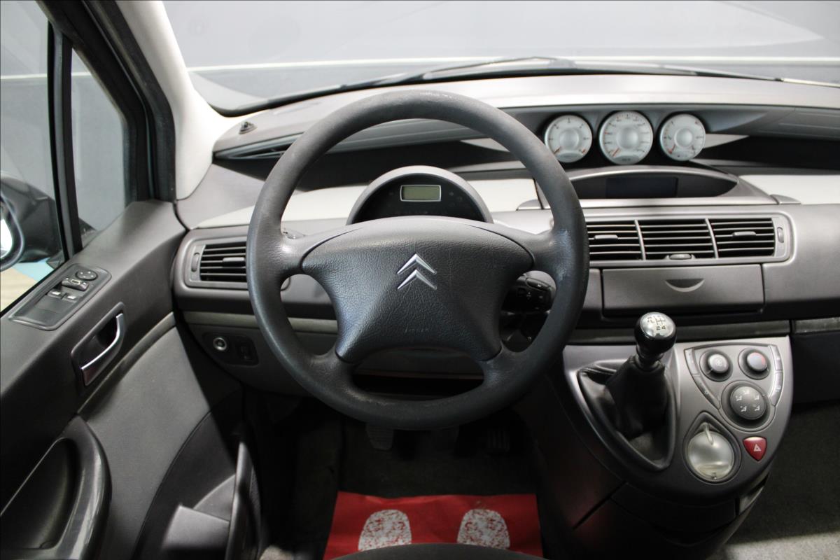 Citroën C8