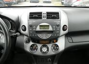 Toyota RAV4 25