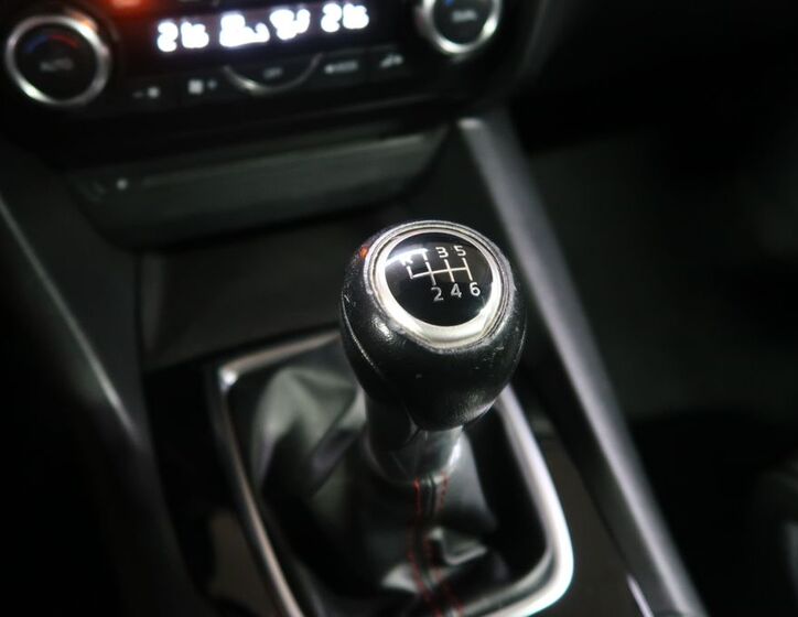 Mazda 3 26