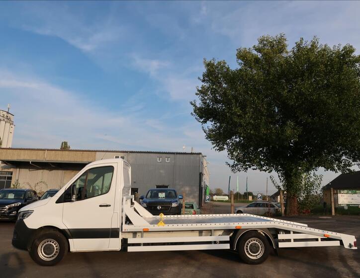 Mercedes-Benz Sprinter 6
