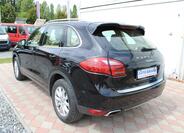 Porsche Cayenne 5