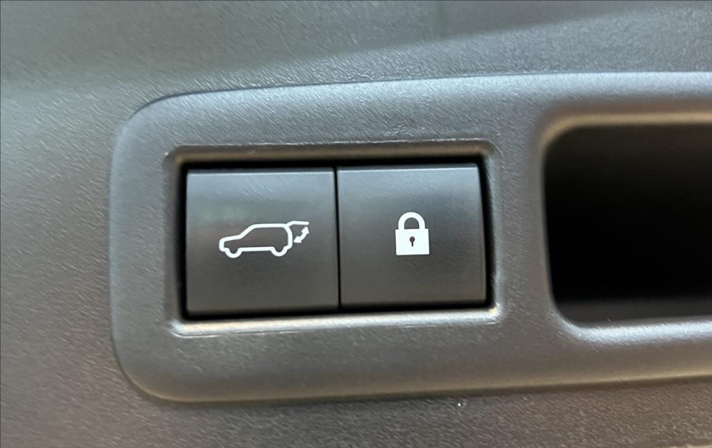Lexus UX 250h