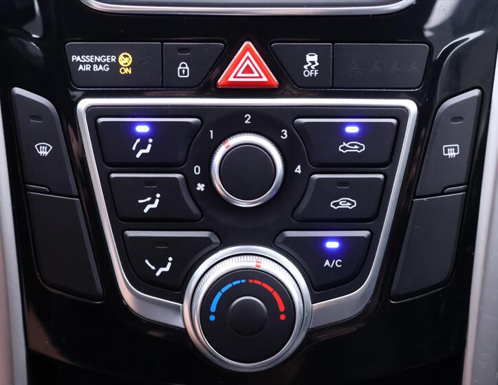 Hyundai i30 22