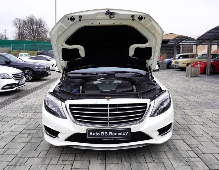 Mercedes-Benz Třídy S 9