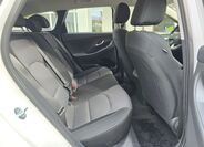 Hyundai i30 24