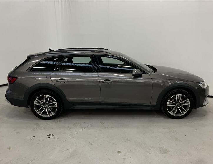 Audi A4 Allroad 3