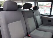 Volkswagen Transporter 22