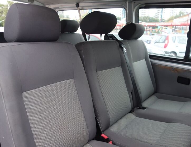 Volkswagen Transporter 22