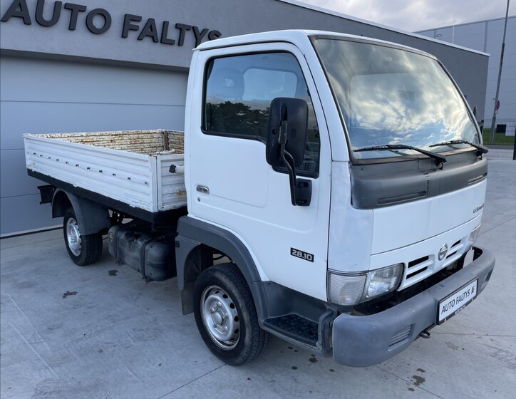 Nissan Cabstar 2